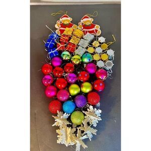 VTG Mixed Lot 50+ Plastic Christmas Ornaments Balls Snowflakes Drums Presents